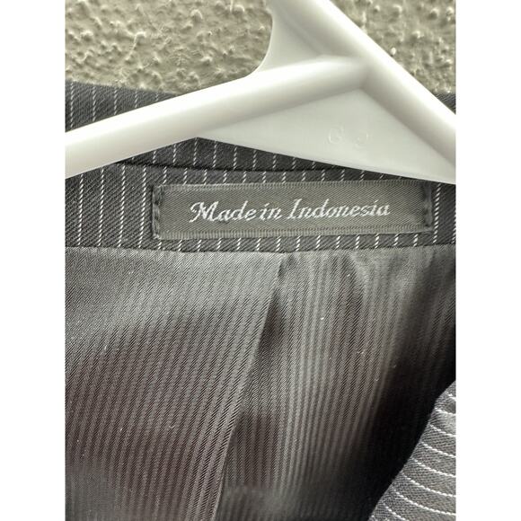 Apt. 9 Mens Suit Coat Size 38R Black Pinstripe Three Button Up Single Breasted - Picture 7 of 15